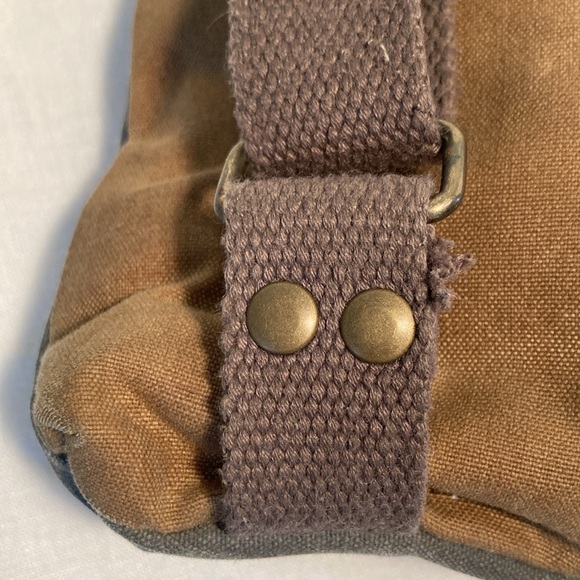 Rachel-Elise weather resistant cotton canvas backpack - Picture 5 of 16